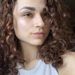 Meet your Posher, Janae